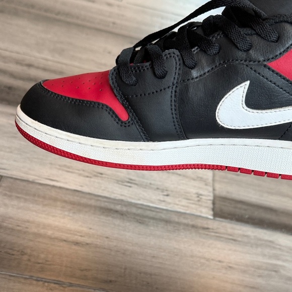 Air Jordan Kids Black and Red Sneakers - Picture 11 of 15